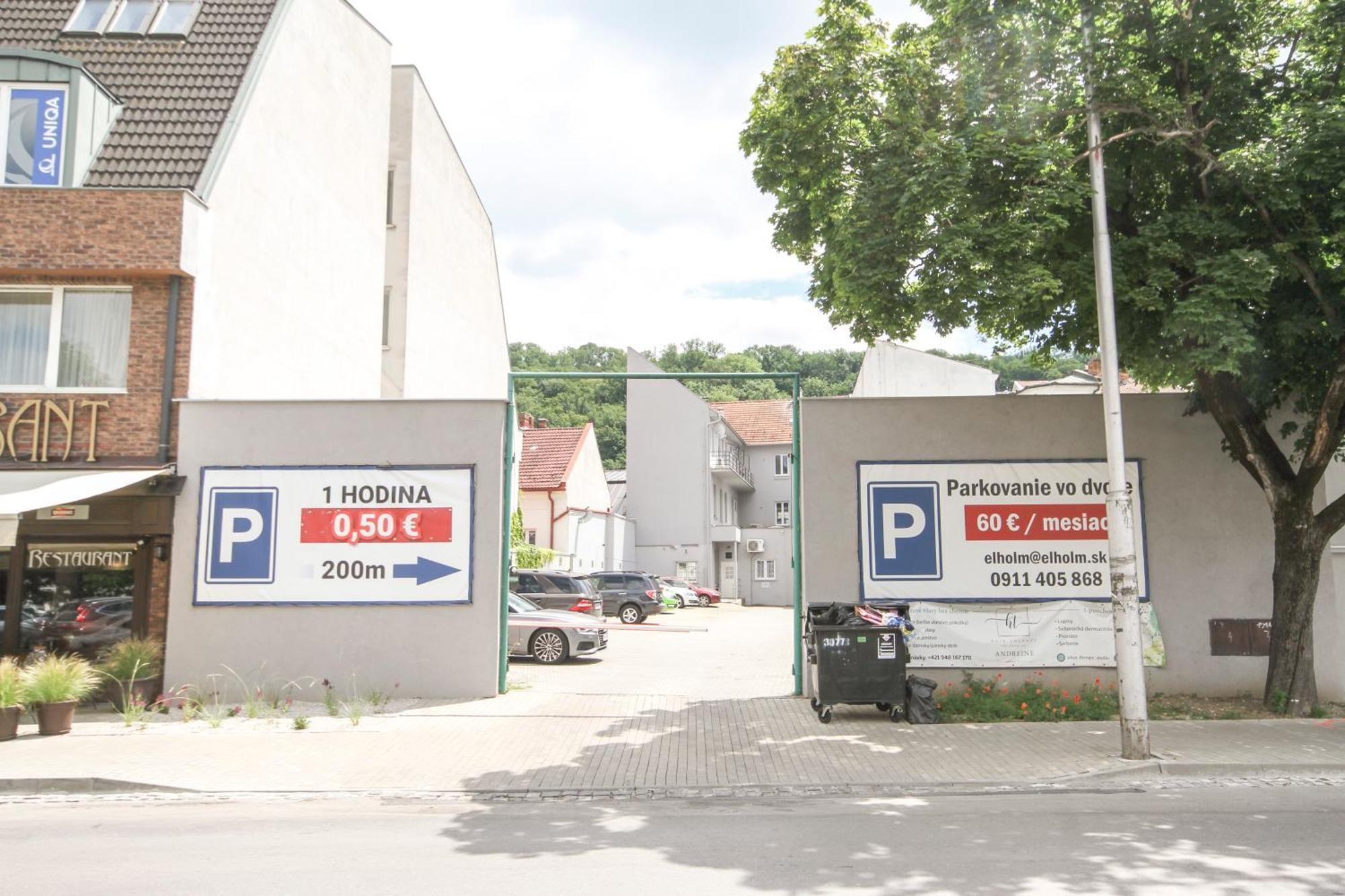 Apartman Vita Deluxe Trenčín Εξωτερικό φωτογραφία